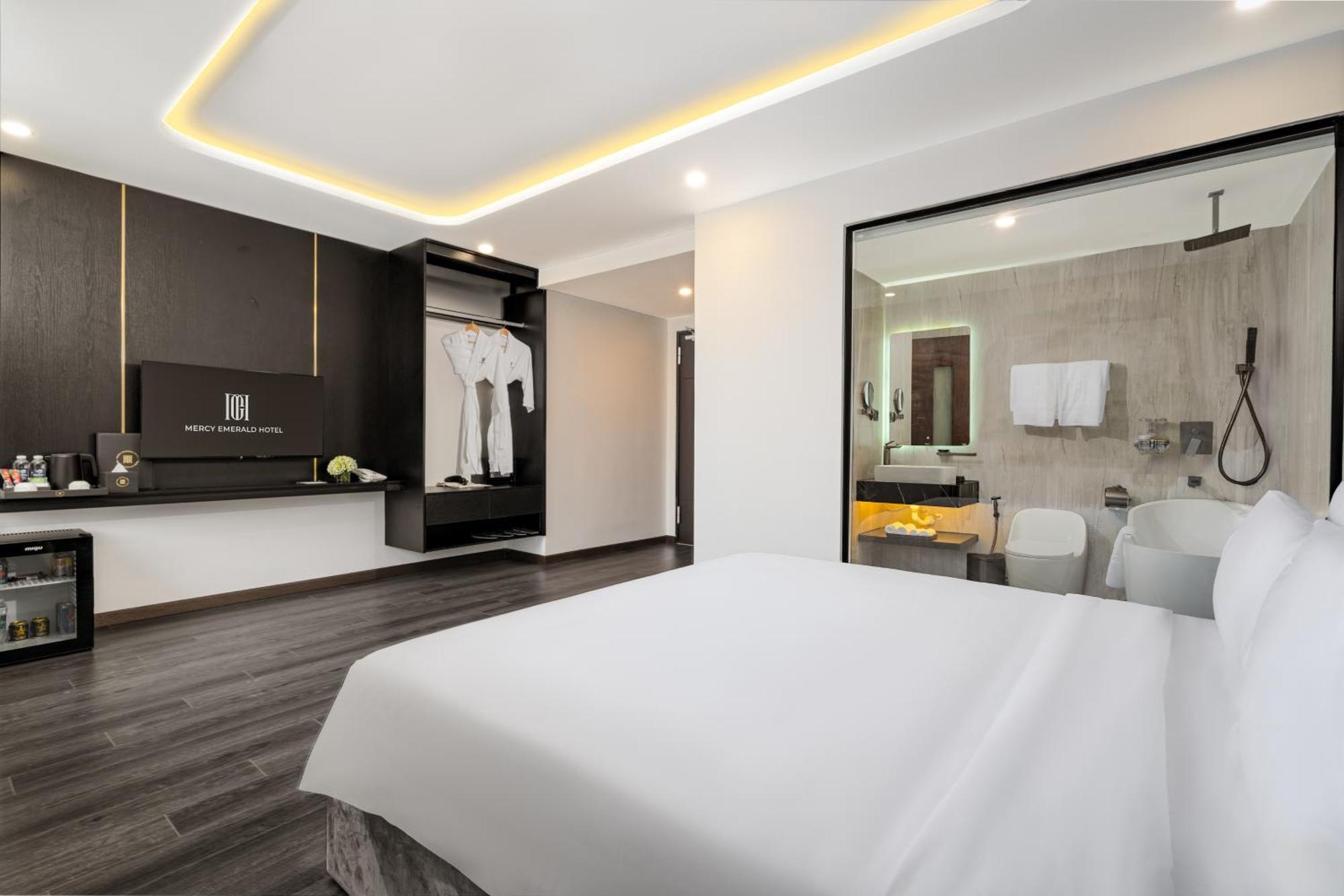 Mercy Emerald Hotel Da Nang Eksteriør bilde